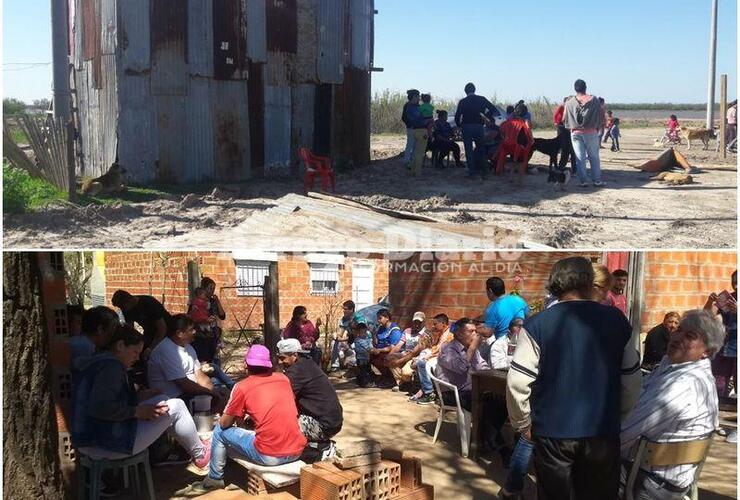 En imágenes. Arriba Stangoni en el barrio y abajo Mariani también en reunión con las familias de la costa. Fotos: Archivo AD