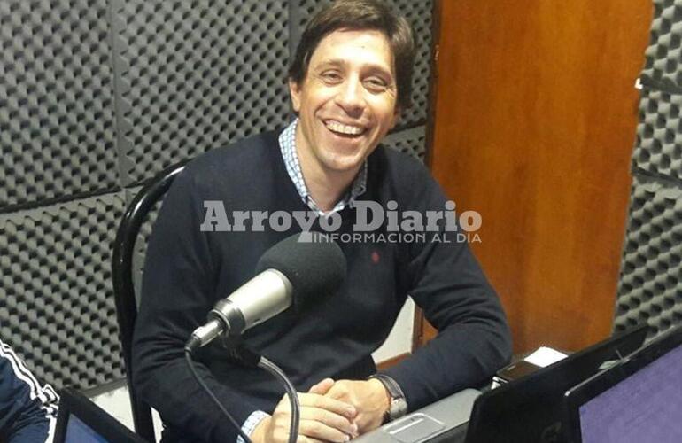 En la radio. Stangoni pasó por los estudios de 106.9 en la mañana de este miércoles.