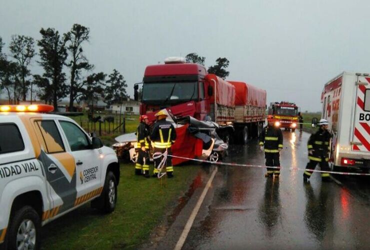 Imagen de Tormenta azotó sur santafesino: dos muertos en siniestro vial y un pueblo arrasado