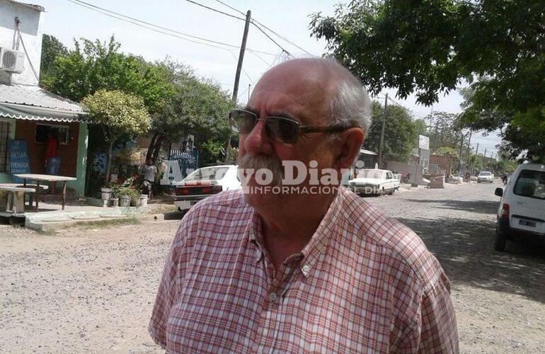 Después de la reunión. Juan Enrique Lombardi esta mañana en Arroyo Seco. Foto: Nicolás Trabaina