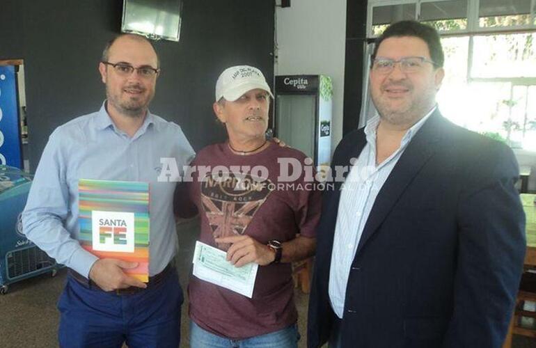 Felices los 3. Gres, Macedro y Pierucci sonrientes para la foto: Foto: Jorge Cuello