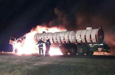 Imagen de Incendio de un camión en la autopista