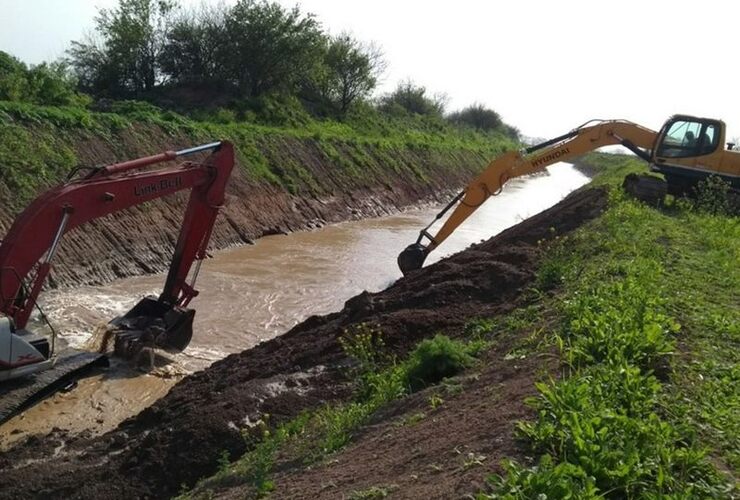 El gobierno provincial lleva invertido en 2017 cerca de $ 1500 millones en materia de obras hídricas, tecnología y maquinarias.