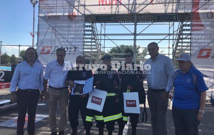 Imagen de Bomberos recibieron reconocimiento en C&oacute;rdoba