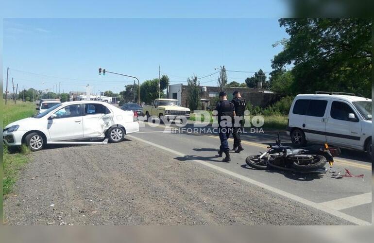 Imagen de Choque entre un automóvil y una moto