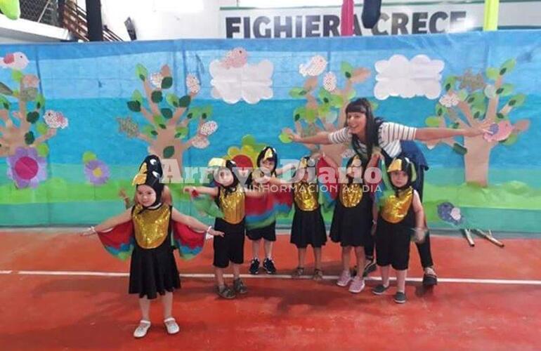 Sobre el evento. Se realizó en las instalaciones del Polideportivo Comunal.