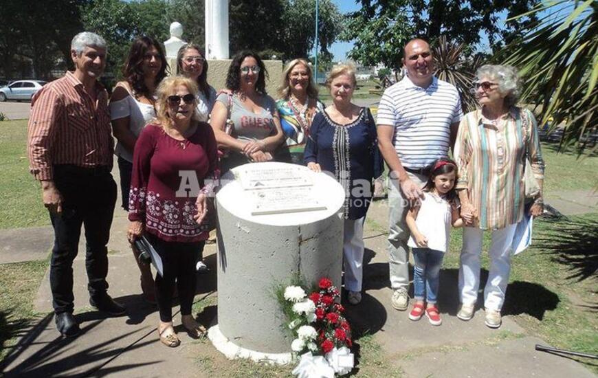 Imagen de Placa recordatoria en memoria de Don Andrés Sciacca