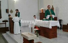 Regresa. Monseñor Martín estará en la vecina localidad este domingo.