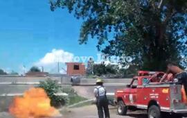 No quedó nada. El contenedor de plástico ardió por completo.