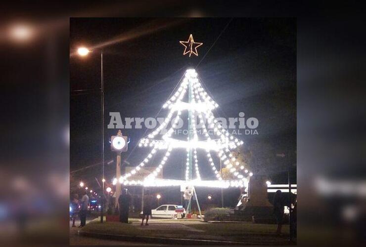 Imagen de Es de todos: Este es el árbol de navidad de Arroyo Seco