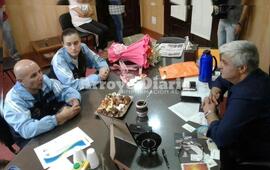 Imagen de Lucila Coletta y Ferm&iacute;n Rodr&iacute;guez agasajados por la Intendencia