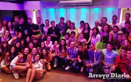 Foto grupal. La foto final del año 2016 con todos los destacados. Foto: Archivo AD