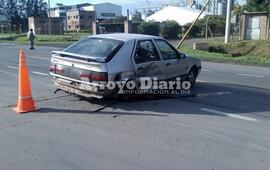 Imagen de Dos autos chocaron en el ingreso norte por Ruta 21