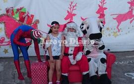 Imagen de Gran convocatoria de niños con la presencia de Papá Noel