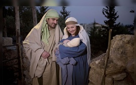 Imagen de Esta noche, pesebre frente a la Parroquia