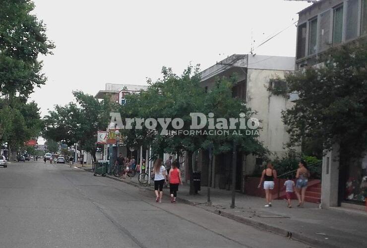 Calle San Martín. Así comenzaba el movimiento durante la tarde de este viernes en el centro de la ciudad.