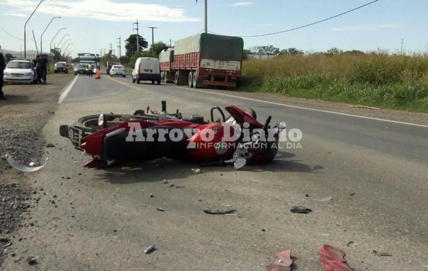 Imagen de Motociclista herido tras accidente sobre Ruta 21
