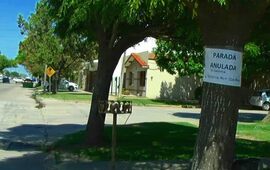 Sobre los cambios. Se aconseja a los usuarios del transporte público que estén atentos a los cambios para evitar demoras y confusiones. Foto: Canal 2