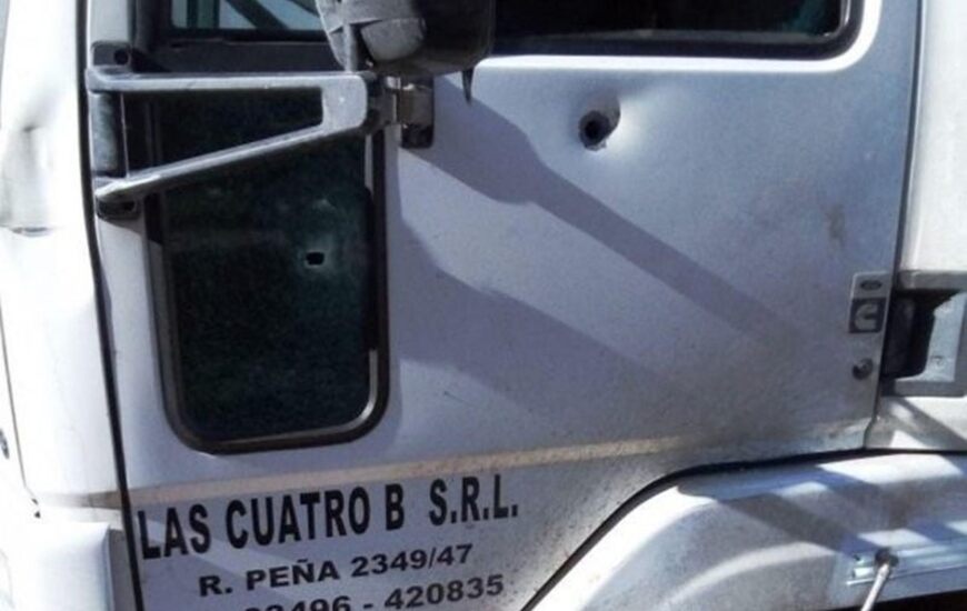 Imagen de Alvear: Polic&iacute;a y pirata del asfalto se balearon y murieron