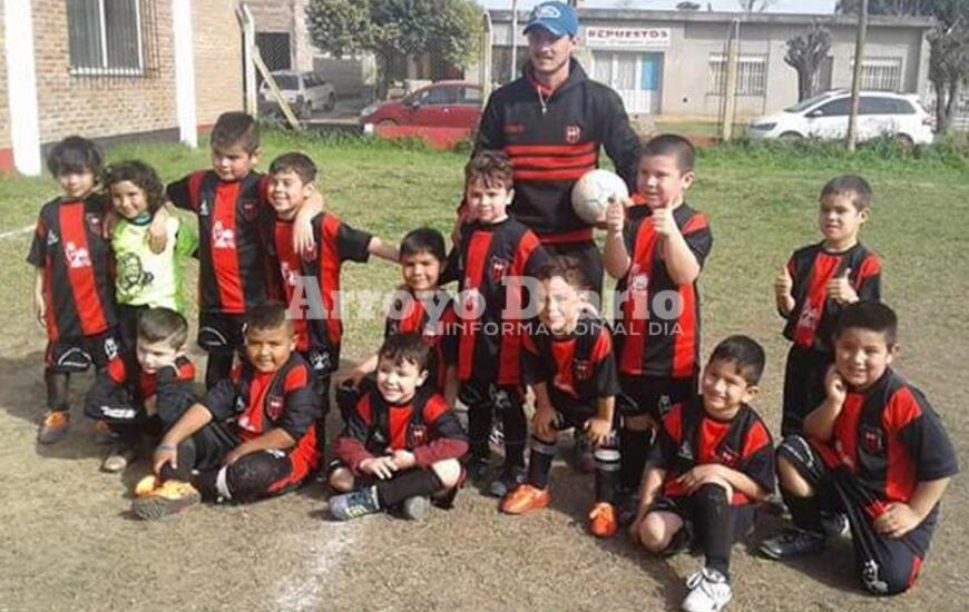 Imagen de Las inferiores de Sportivo Figherense irá por niños del barrio de La Costa