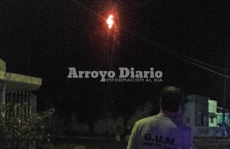 En la esquina. El imprevisto ocurrió esta noche en 9 de Julio y Alvarado.