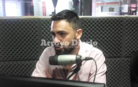 En la radio. Franco De Cristófano en los nuevos estudios de Radio Extremo 106.9