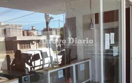 Imagen de Da&ntilde;os en el ingreso al campo de deportes de ASAC