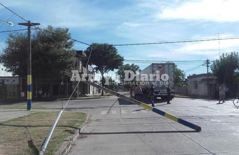 Imagen de Camión provocó caos en San Martín y Cardozo