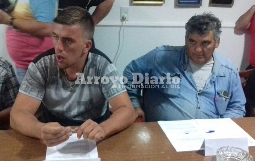 Referentes de Athletic y Unión durante el sorteo