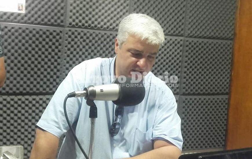 Lo dijo delante de todos. Esper no tenía inconvenientes en que los medios participen como escuchas en la reunión pero Tonelli no dio lugar a esa posibilidad.