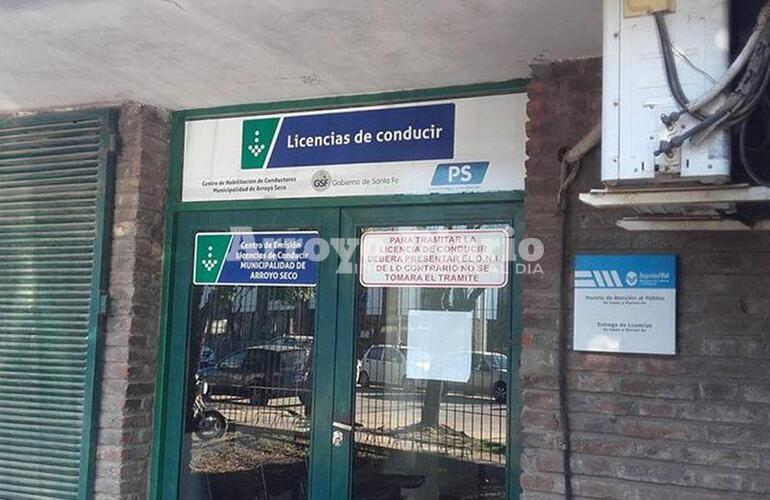 El lugar. Las oficinas de Tránsito funcionan en Rivadavia al 1100.