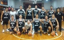En equipo de Uni&oacute;n cayo en el Gigante de Arroyo, jugando un segundo tiempo formidable ante RC. Foto: Estefan&iacute;a Lanciotti.