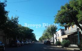 Imagen de Ma&ntilde;ana fresca para salir con un abrigo liviano