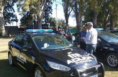 En el lugar. Nizar Esper junto al Inspector Víctor Rubiola en la UR II.