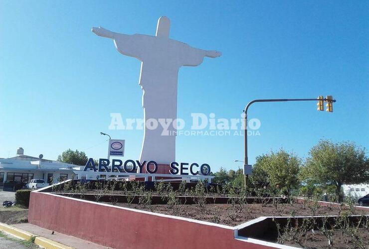 Sobre las obras. Cantero renovado y nueva iluminación parte de las obras de remodelación.