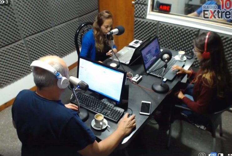 Imagen de Emisión EN VIVO y EN DIRECTO, Dos & Pico Radio Extremo 106.9