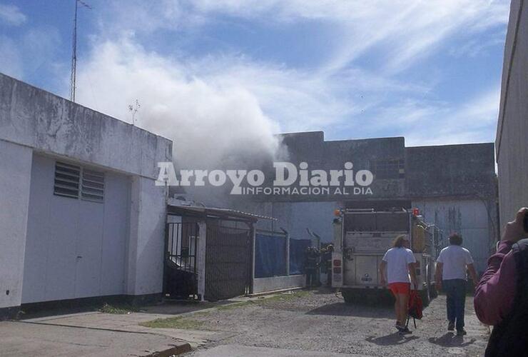 Solo pérdidas materiales. Afortunadamente no se encontraba nadie en la casa al momento del siniestro.