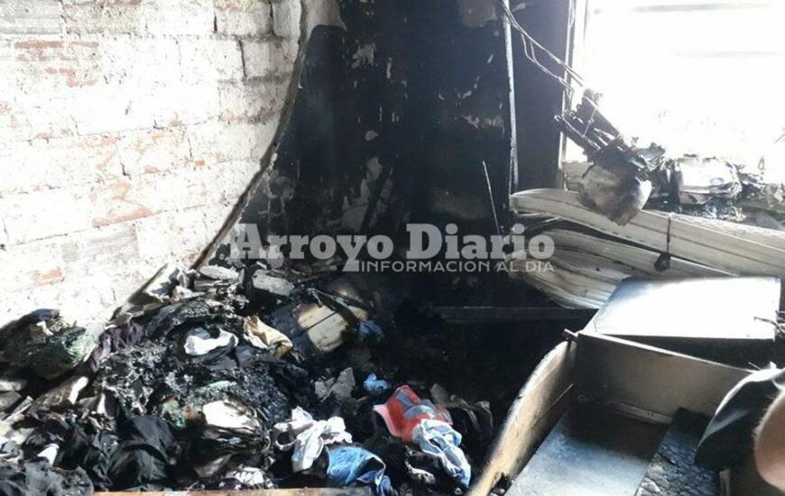 Desolación y tristeza. Las pérdidas dentro de la casa fueron totales.