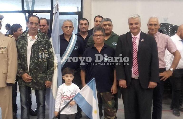 En el Complejo. El acto se realizó en las instalaciones del gimnasio del Complejo Integral "Los Tiburones"