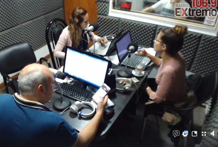 Imagen de Emisión EN VIVO y EN DIRECTO, Dos & Pico Radio Extremo 106.9