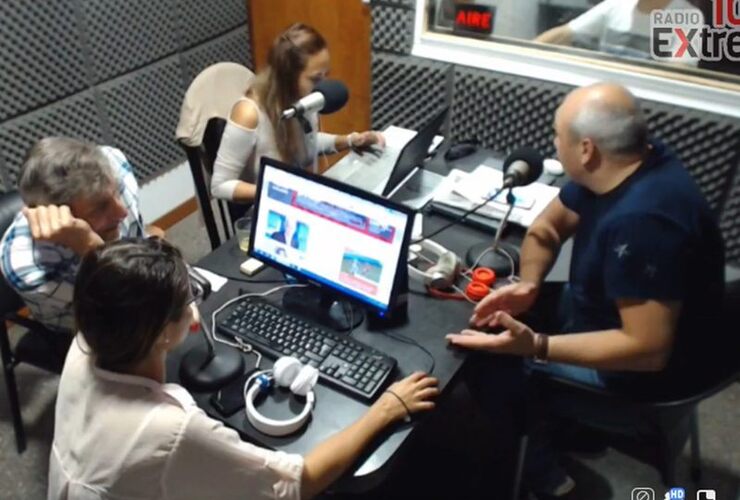 Imagen de Emisión EN VIVO y EN DIRECTO, Dos & Pico Radio Extremo 106.9