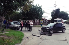 Imagen de Choque entre dos autos en Cardozo y Belgrano