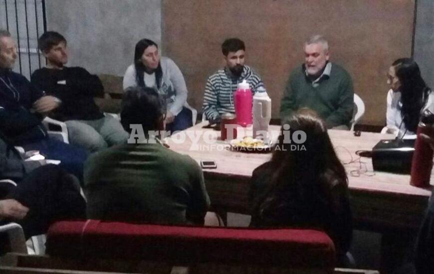 Imagen de Reunión informativa sobre aplicación de plaguicidas y su impacto en la salud humana