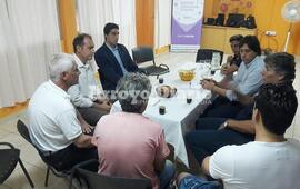 Imagen de El Director de Industrias de la Provincia de Santa Fe se reuni&oacute; con representantes de empleados de S&iacute;ntesis Qu&iacute;mica