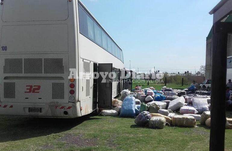 El colectivo. Este era el rodado que transportaba la mercadería que tenía como destino Buenos Aires y que quedó incautada.