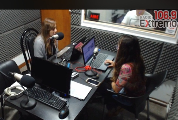 Imagen de Emisión EN VIVO, Dos & Pico Radio Extremo 106.9