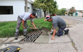 Gaboto e Intendente Costantini. Los municipales trabajando en el lugar.