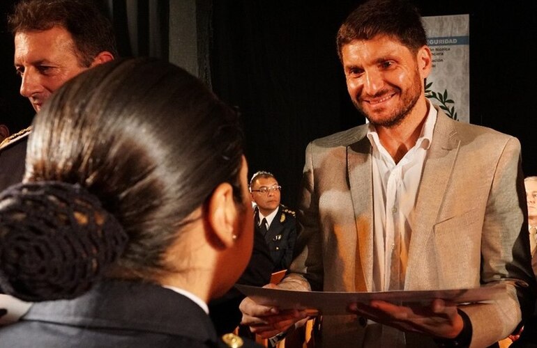 Imagen de Egresaron los nuevos cadetes de la Polic&iacute;a de Santa Fe