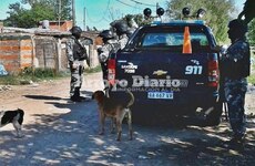 Imagen de uno de los allanamientos realizados en el barrio el 20 de octubre de 2017 a pocos días de registrado el homicidio. Foto: Archivo AD.