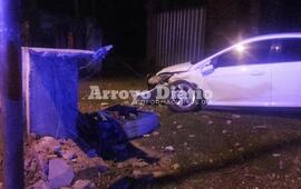 Solo destrozos. Por la espectacularidad del accidente, por fortuna, solo se registraron da&ntilde;os materiales.